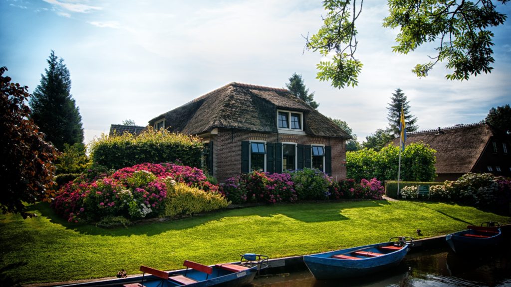 architecture-boating-canal-534171
